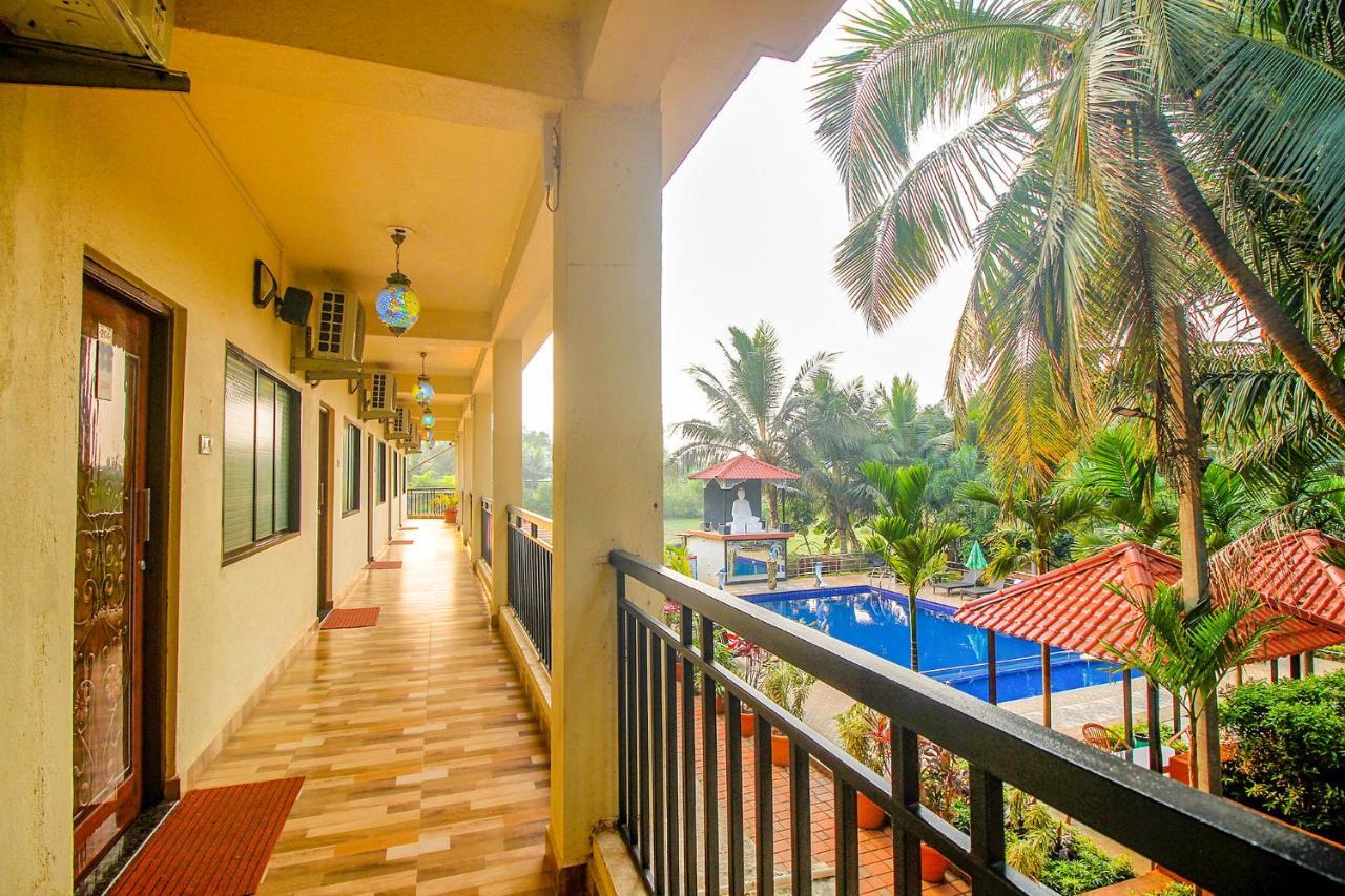 Fabescape Sk Studios With Pool & Gym, Arpora Goa Velha Exterior foto