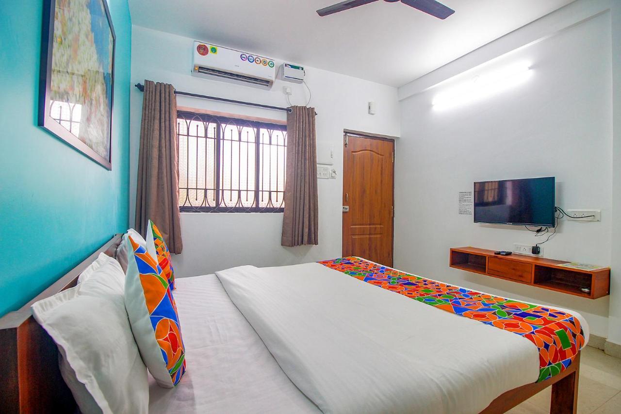 Fabescape Sk Studios With Pool & Gym, Arpora Goa Velha Exterior foto